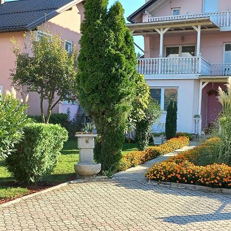 Holiday Home Peaceful Retreat Visoko Eksteriør billede