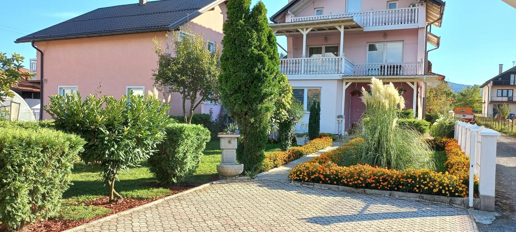 Holiday Home Peaceful Retreat Visoko Eksteriør billede