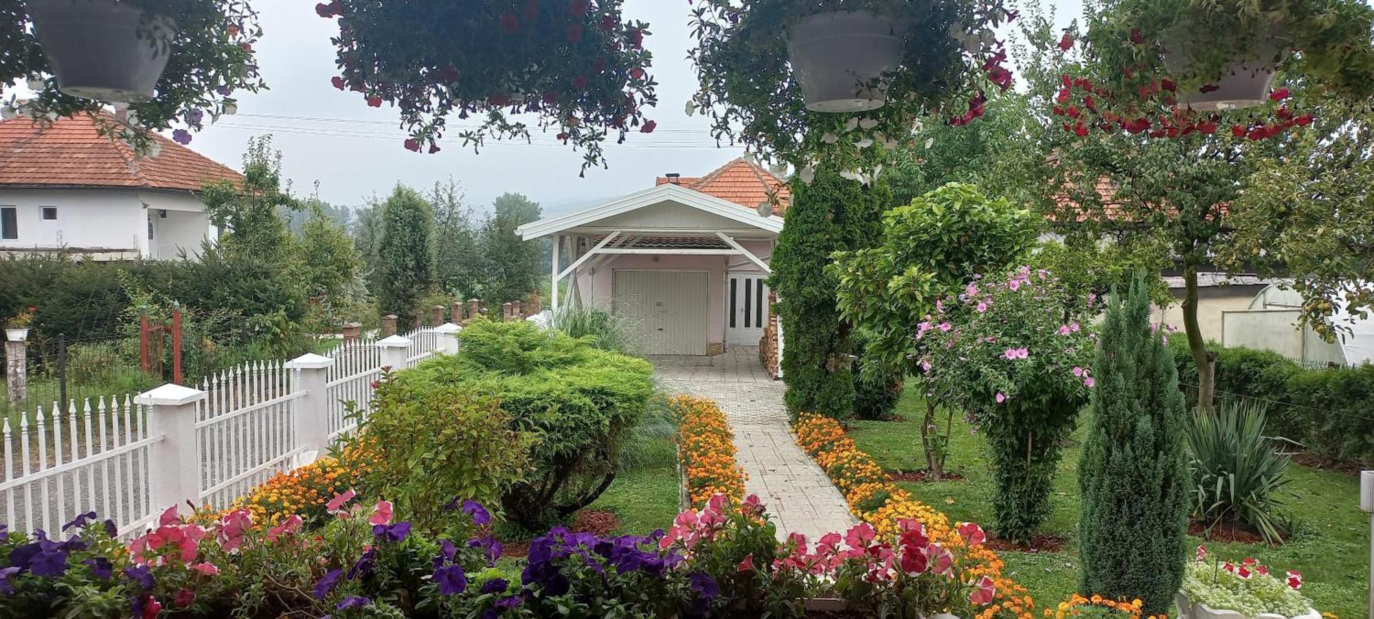 Holiday Home Peaceful Retreat Visoko Eksteriør billede